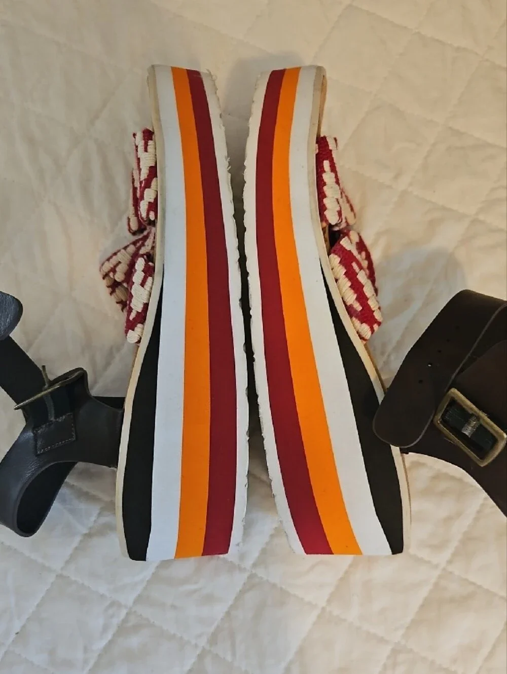 Women’s Sz 10 Platform Sandals with Red & White Woven Straps